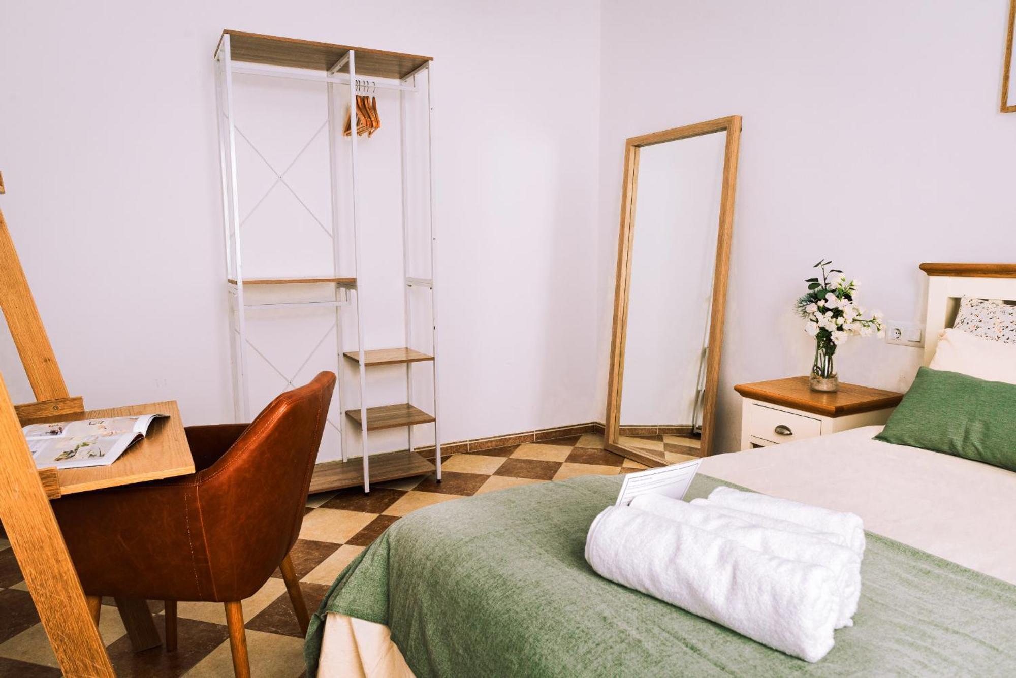 Echo Suites Nervion Sevilla Eksteriør billede