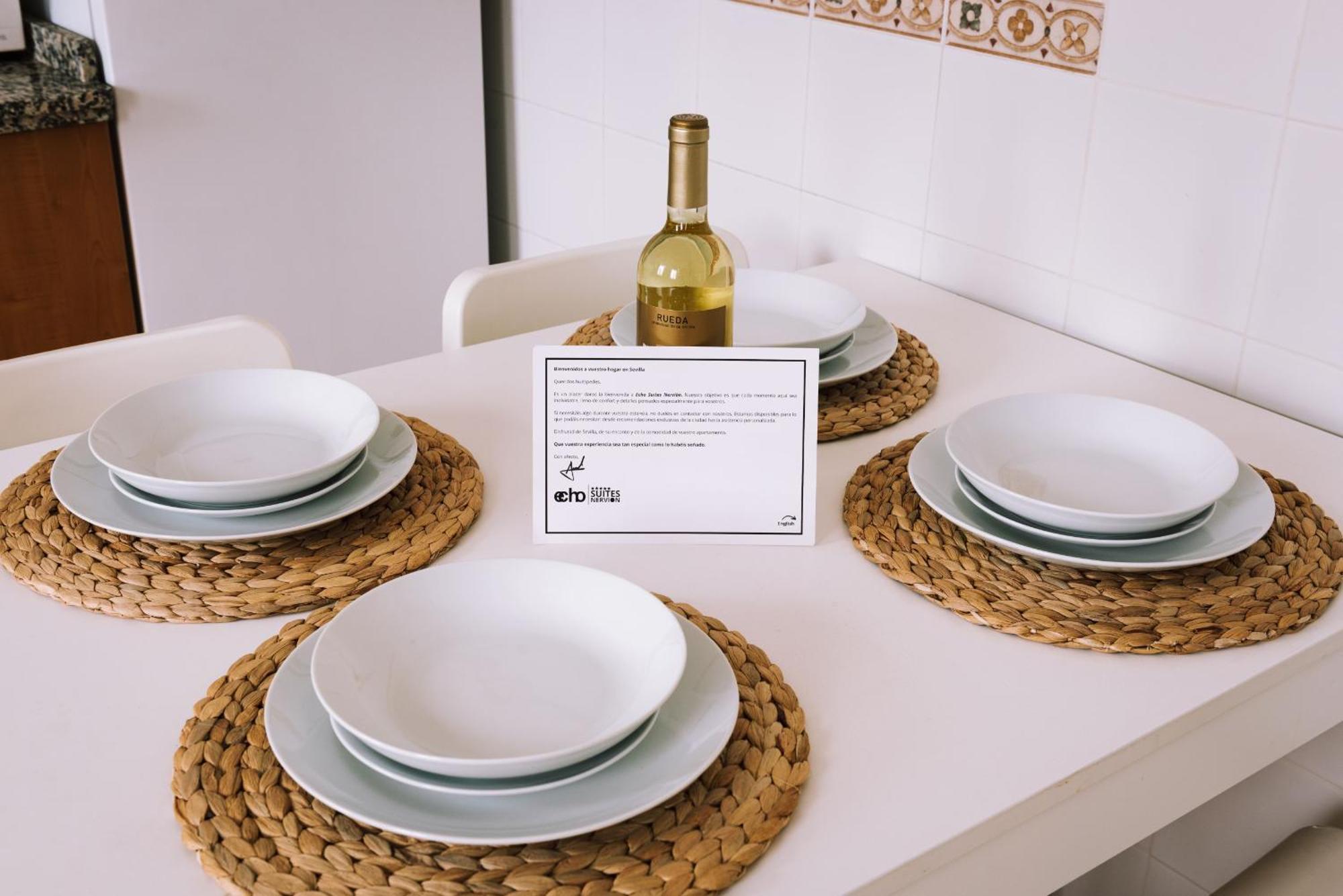 Echo Suites Nervion Sevilla Eksteriør billede