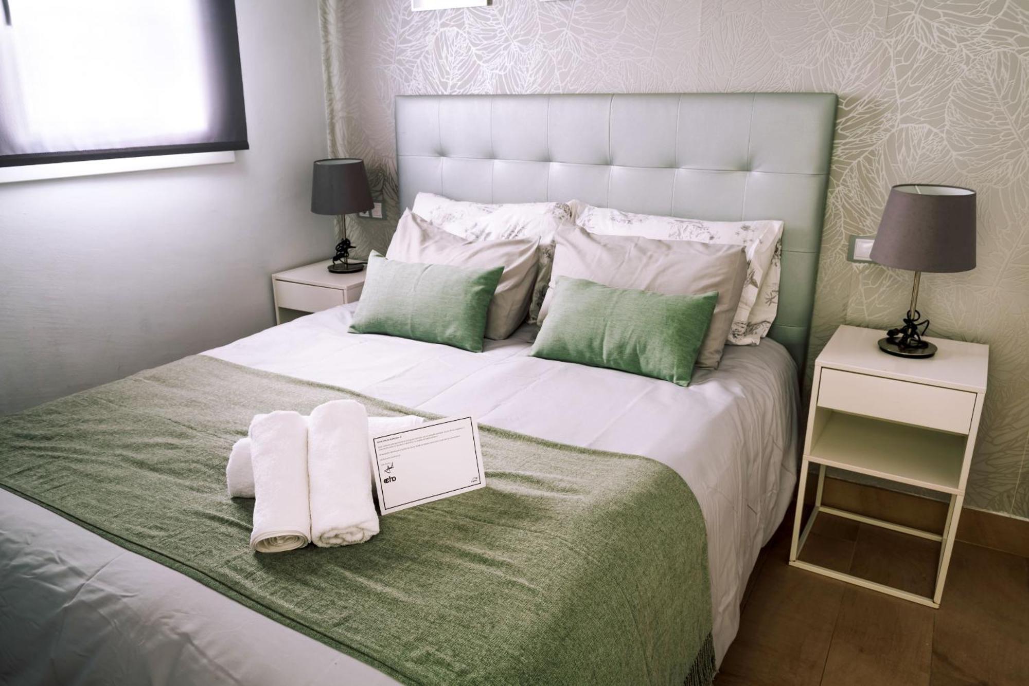 Echo Suites Nervion Sevilla Eksteriør billede