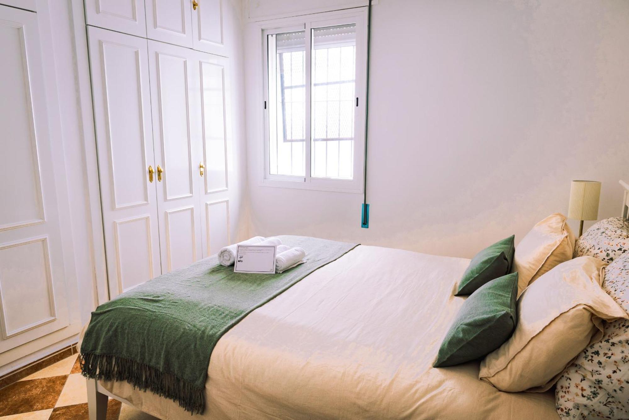 Echo Suites Nervion Sevilla Eksteriør billede